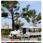 Cap Estérel 4 Pers équipé, Belle Vue Golf, Centre Village Pierre&vacances , Parking Inclus Et 5 Piscines Accès Gratuit, Clim, Wifi, Tv, Lave-vaisselle Et Lave-linge,four, Plancha Saint-Raphaël
