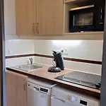 Apartment Cap Esterel 4 Pers Equipe, Belle Vue Golf, Centre Village Pierre & , Parking Inclus Et 5 Piscines Acces Gratuit, Clim, Wifi, Tv, Lave-vaisselle Et Lave-linge,four, Plancha