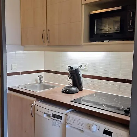 Апартаменты Cap Esterel 4 Pers Equipe, Belle Vue Golf, Centre Village Pierre & , Parking Inclus Et 5 Piscines Acces Gratuit, Clim, Wifi, Tv, Lave-vaisselle Et Lave-linge,four, Plancha