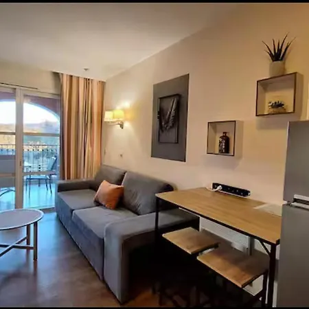 Cap Esterel 4 Pers Equipe, Belle Vue Golf, Centre Village Pierre & , Parking Inclu Et 5 Piscines Acces Gratuit, Clim, Wifi, Tv, Lave-vaisselle Et Lave-linge,four, Plancha Apartment Saint-Raphael (Var)