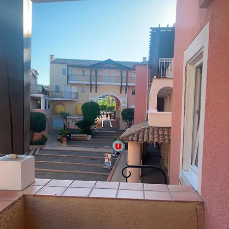 Apartment Cap Esterel 4 Pers Equipe, Belle Vue Golf, Centre Village Pierre & , Parking Inclu Et 5 Piscines Acces Gratuit, Clim, Wifi, Tv, Lave-vaisselle Et Lave-linge,four, Plancha *