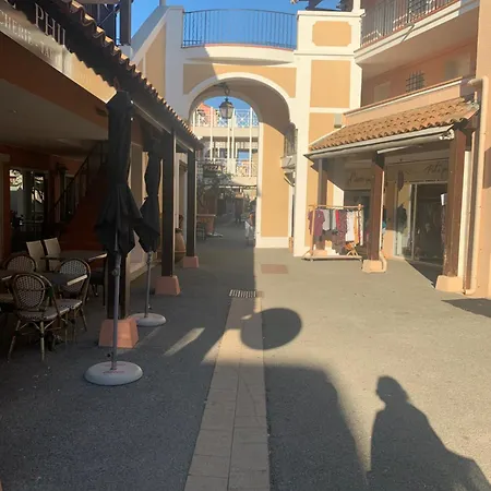 Cap Esterel 4 Pers Equipe, Belle Vue Golf, Centre Village Pierre & , Parking Inclus Et 5 Piscines Acces Gratuit, Clim, Wifi, Tv, Lave-vaisselle Et Lave-linge,four, Plancha Сен-Рафаэль