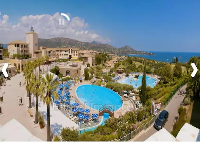 Cap Estérel 4 Pers équipé, Belle Vue Golf, Centre Village Pierre&vacances , Parking Inclus Et 5 Piscines Accès Gratuit, Clim, Wifi, Tv, Lave-vaisselle Et Lave-linge,four, Plancha Apartamento