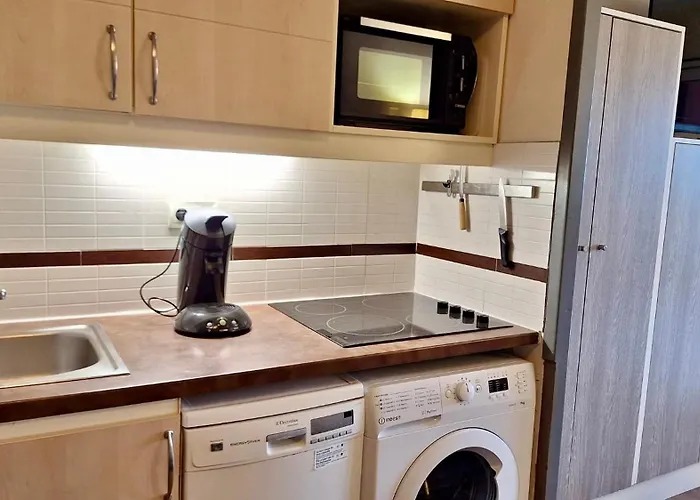 Апартаменты Cap Esterel 4 Pers Equipe, Belle Vue Golf, Centre Village Pierre & , Parking Inclus Et 5 Piscines Acces Gratuit, Clim, Wifi, Tv, Lave-vaisselle Et Lave-linge,four, Plancha