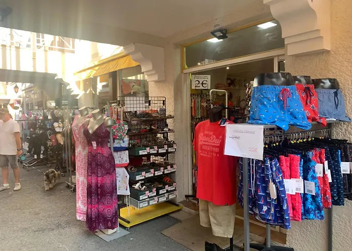 Апартаменты Cap Esterel 4 Pers Equipe, Belle Vue Golf, Centre Village Pierre & , Parking Inclus Et 5 Piscines Acces Gratuit, Clim, Wifi, Tv, Lave-vaisselle Et Lave-linge,four, Plancha Сен-Рафаэль