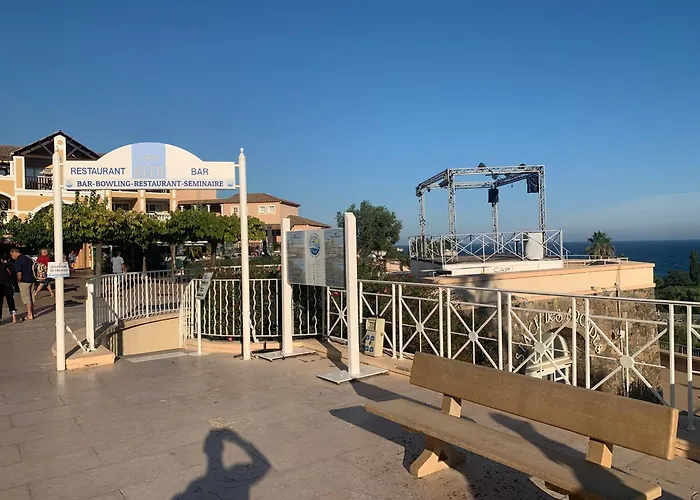 Apartmán Cap Esterel 4 Pers Equipe, Belle Vue Golf, Centre Village Pierre & , Parking Inclus Et 5 Piscines Acces Gratuit, Clim, Wifi, Tv, Lave-vaisselle Et Lave-linge,four, Plancha Saint-Raphaël